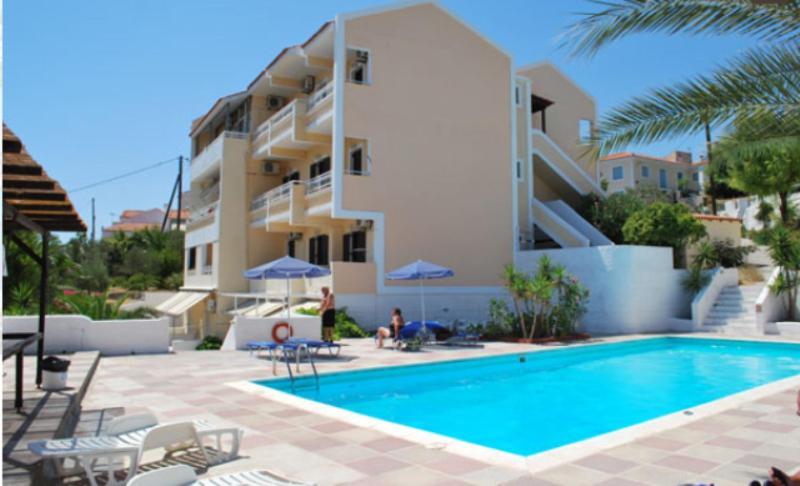Kasteli Hotel